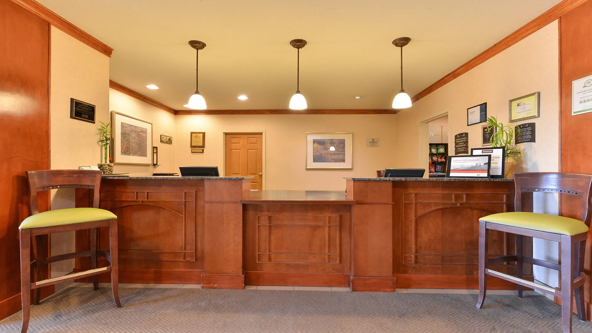 Staybridge Suites - Calgary Airport By Ihg Hotel