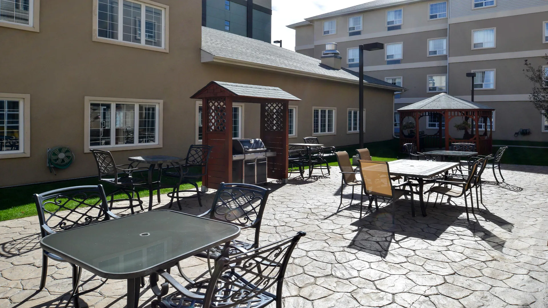 Staybridge Suites - Calgary Airport By Ihg 3*,  Canada